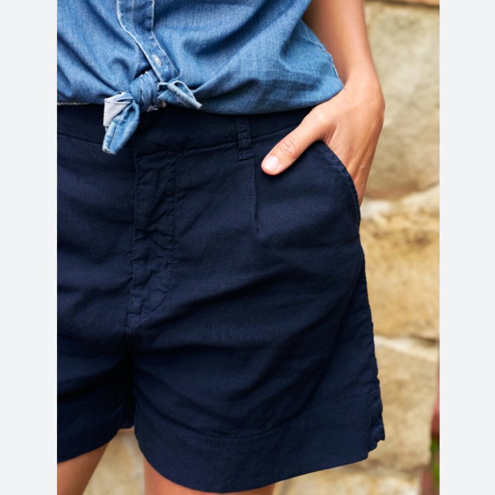 Frank & Eileen WATERFORD Walking Short ITALIAN PERFORMANCE LINEN size: 0 Navy